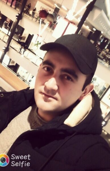  -,   Royal, 33 ,     , c 