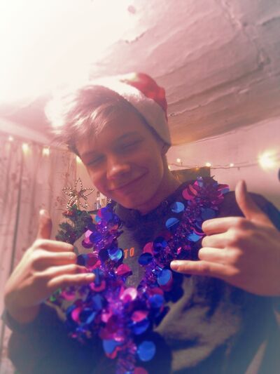  ,   Pavel, 20 ,     , c 