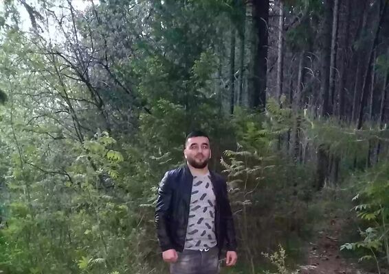  ,   Farid, 35 ,   ,   