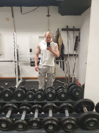  ,   Nikolay, 32 ,   ,   