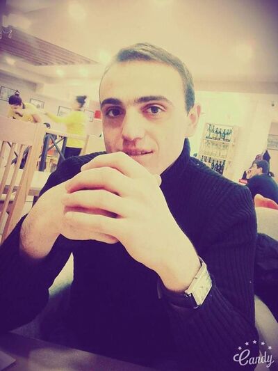  ,   Vahan, 32 ,   ,   