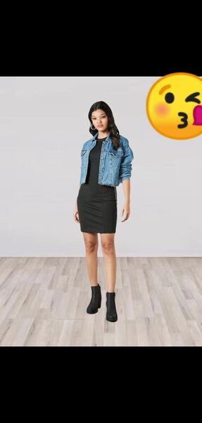  ,   Aaina, 25 ,   ,   
