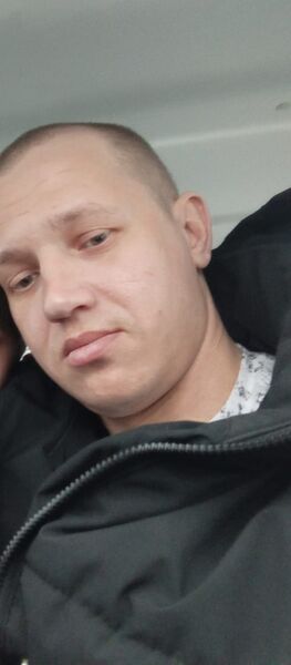  ,   Alexander, 32 ,   ,   