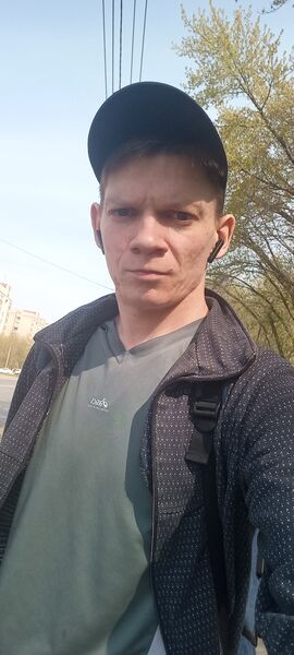  ,   Maxim, 28 ,   ,   
