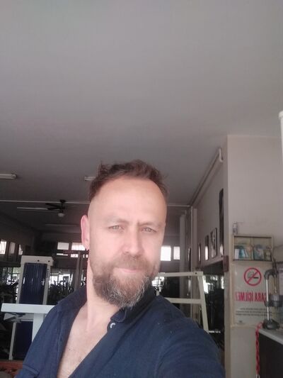  ,   Ali, 42 ,   ,   