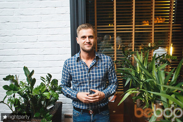  ,   Denis, 36 ,   