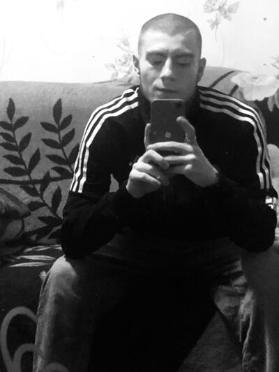  ,   Maksim, 24 ,   ,   
