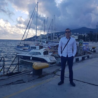  ,   ERIK, 35 ,   ,   , c 