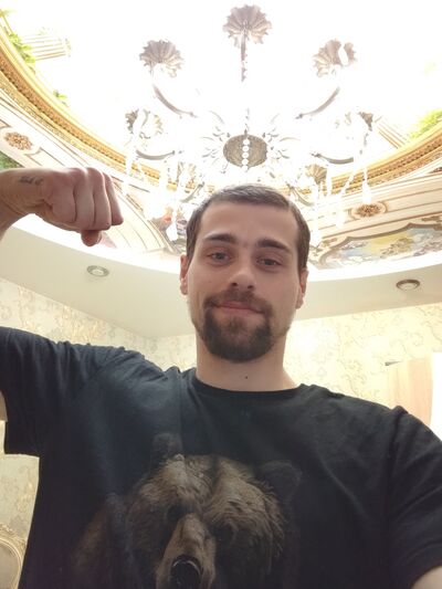 ,   Ilya, 28 ,   ,   