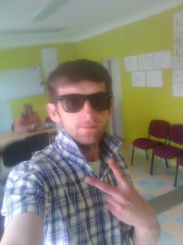  -,   Anton, 40 ,   