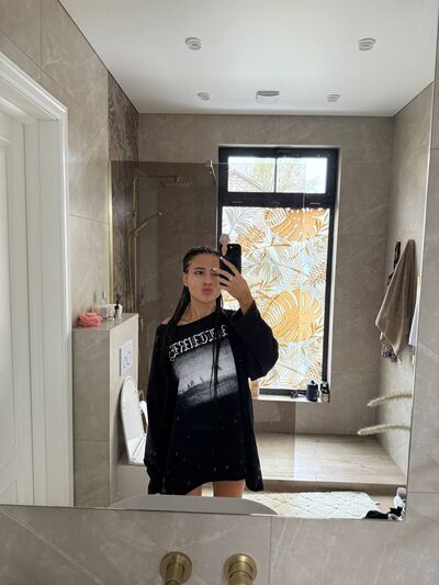  -,   , 24 ,     , c 