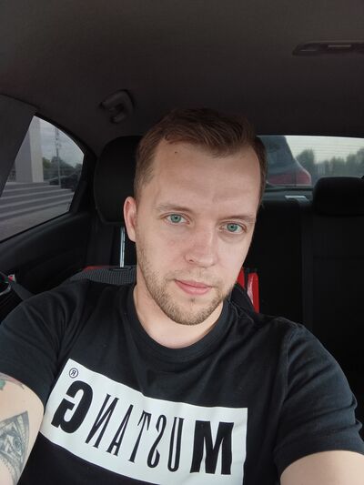  ,   Mikhail, 35 ,   ,   
