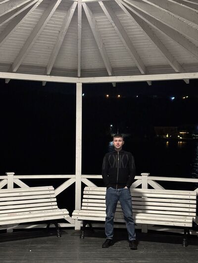  Halle,   Dima, 23 ,   ,   