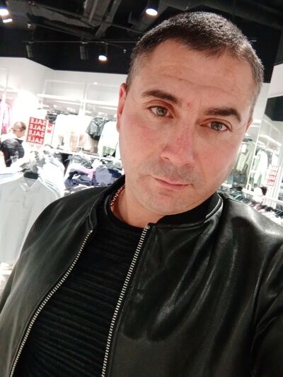  ,   Artur, 36 ,   ,   