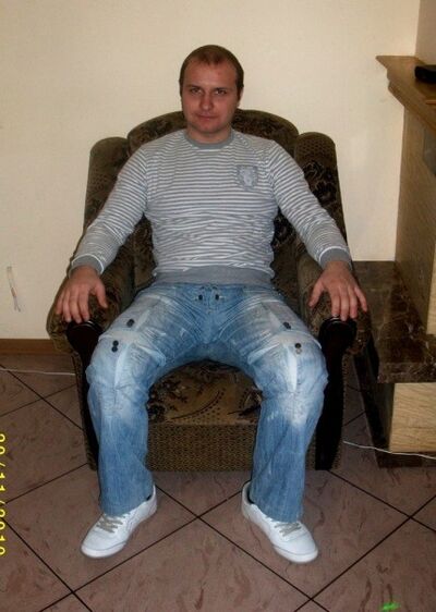  ,   Pavlos, 36 ,   ,   , c 