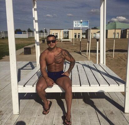 Soho,   Lion, 33 ,   ,   