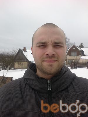  ,   Viktors, 39 ,   