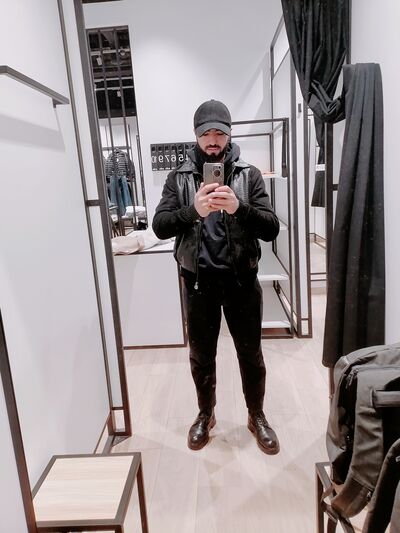  ,   Jamik, 25 ,   ,   