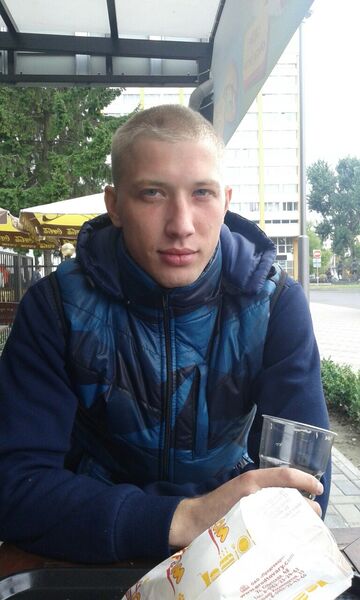  ,   Edward, 34 ,   