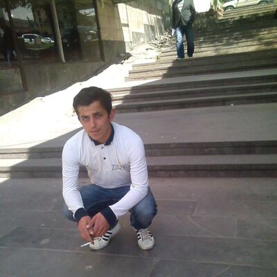  ,   Aki, 27 ,   ,   , c 