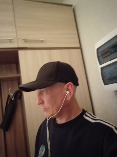  ,   Stanislav, 54 ,   ,   , c , 