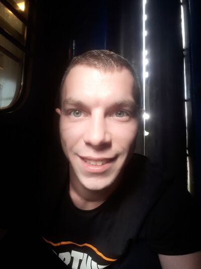  ,   Anton, 31 ,   ,   