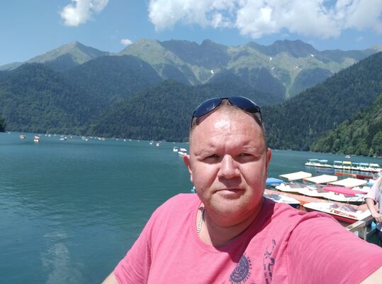  ,   Aleksandr, 44 ,   ,   , c 