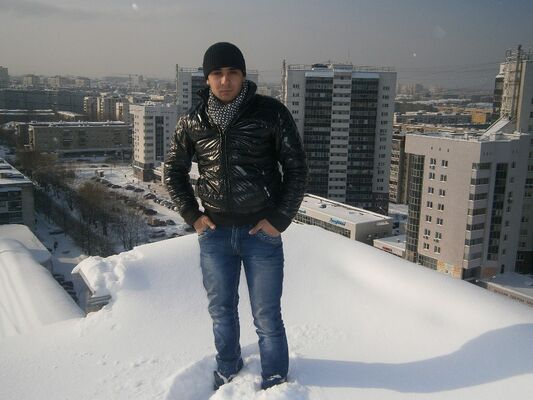  ,   Ali, 35 ,   