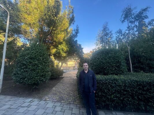  ,   Vovik, 33 ,   ,   