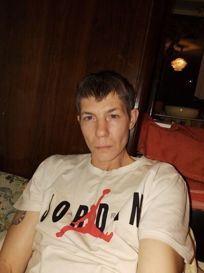  --,   Denis, 40 ,   c 