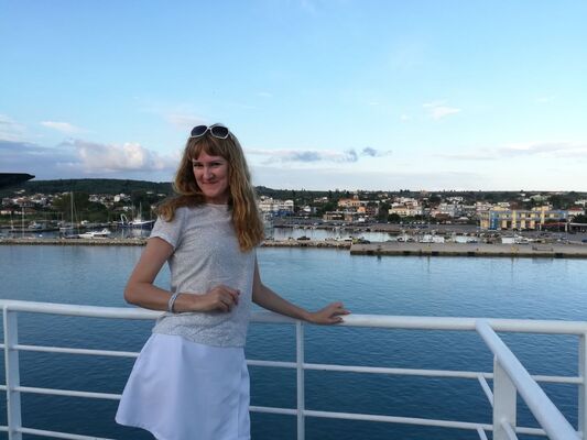  ,   Elena, 41 ,     , c 