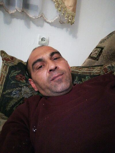  ,   Davit, 49 ,   ,   , c 
