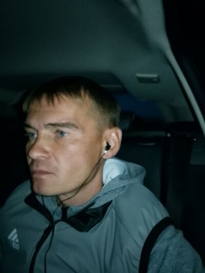  -,   Pavel, 40 ,   ,   , c , 