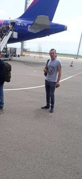  ,   Dima, 41 ,   ,   