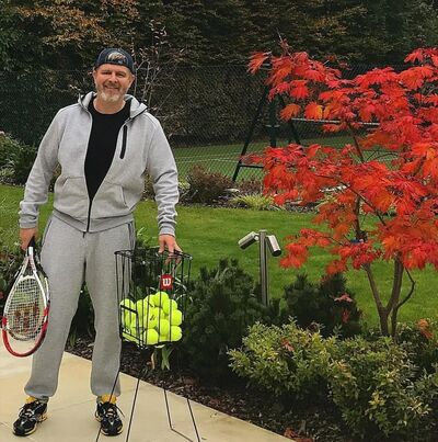  ,   Viktor, 52 ,   ,   , c , 