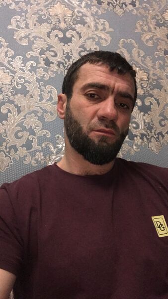  ,   Hasan, 39 ,   ,   , c 