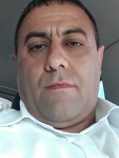   ,   Ali, 49 ,   ,   