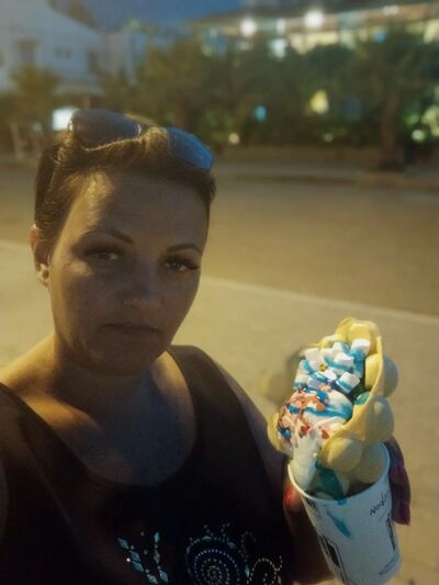  ,   Yana, 43 ,     , c , 