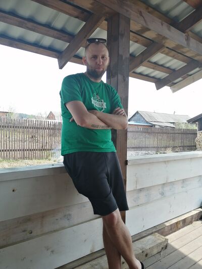  ,   Artem, 33 ,   ,   , c 