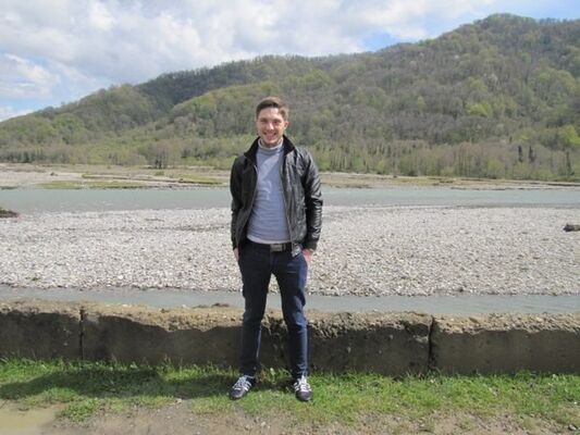  ,   Mikhail, 31 ,   