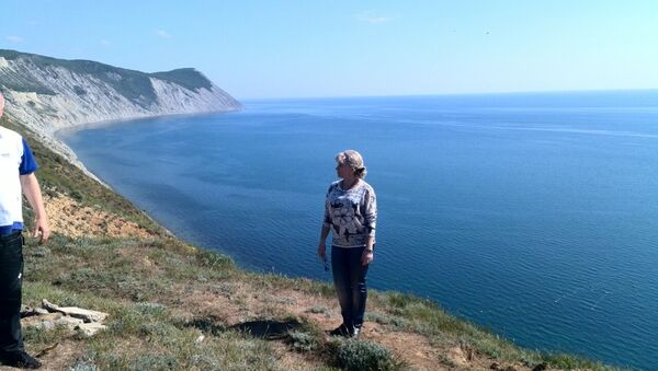  ,   Lara, 57 ,   ,   , c 