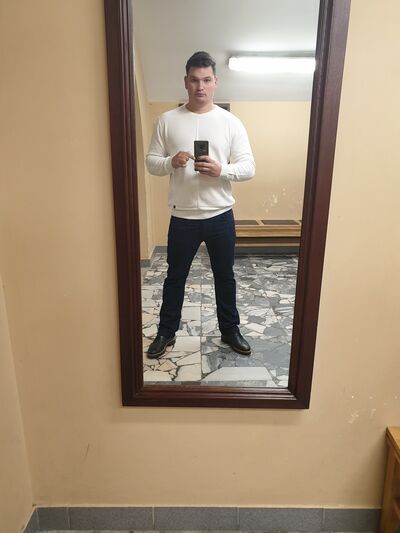  ,   Alexander, 29 ,   c 