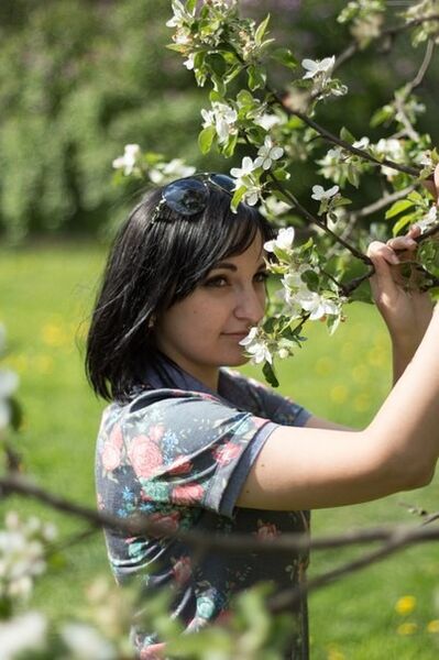  ,   Olga, 33 ,   