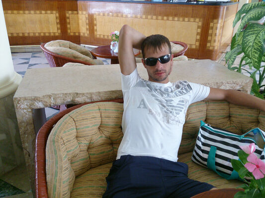  ,   Denis, 34 ,   ,   , c 