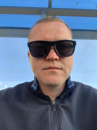  ,   Mikhail, 36 ,   ,   , c 