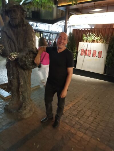  ,   Hayk, 39 ,   ,   