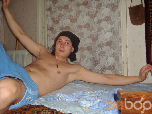  ,   Gio, 42 ,   
