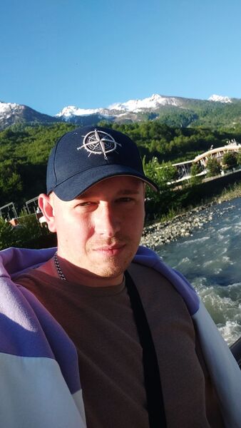  --,   Max, 34 ,   ,   