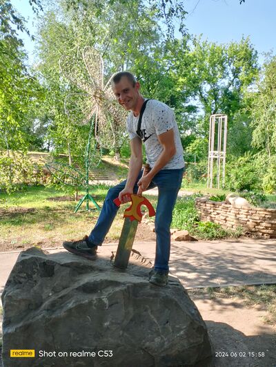  ,   Artem, 35 ,   ,   