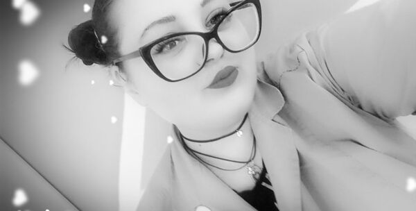  ,   Valya, 24 ,   ,   
